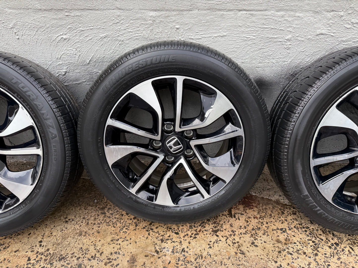 Honda Civic 16” Alloy Wheels with Good Tyres