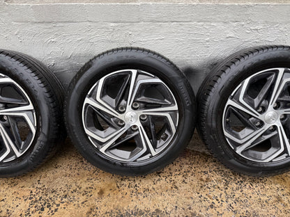 Hyundai i30 16” Alloy Wheels with Very Good Tyres
