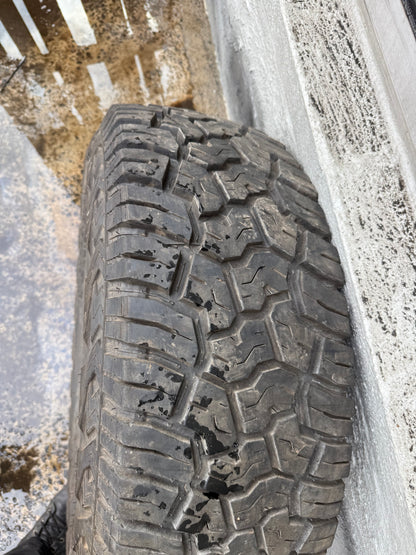 Yokohama Geolander X-AT 285/75R16 Tyre
