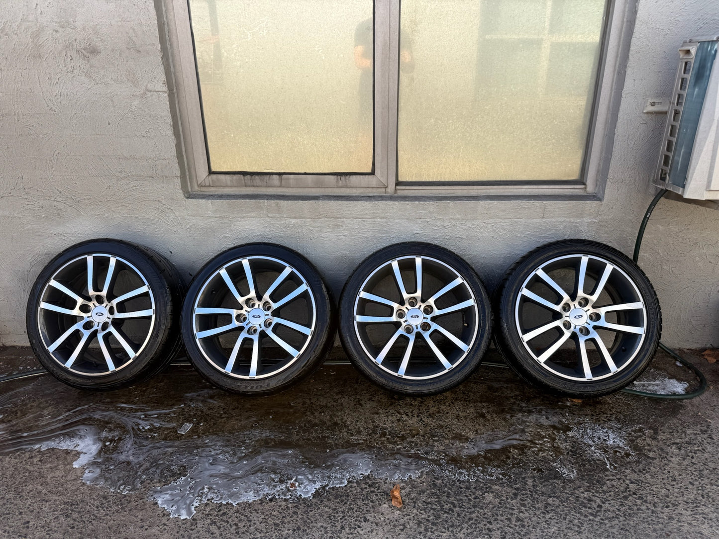 Ford FPV Falcon 18” Staggered Alloy Wheels with Good Tyres