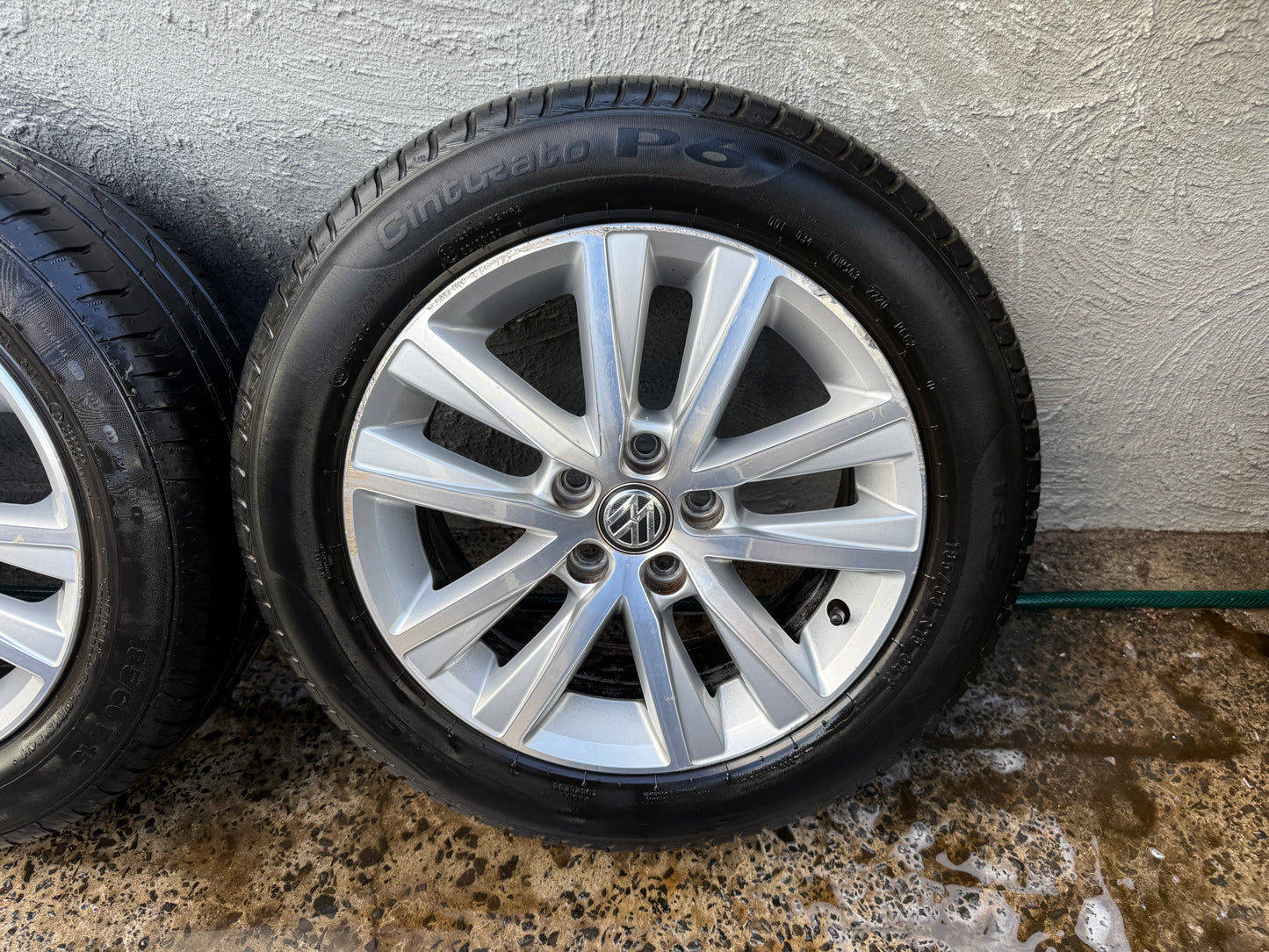 Volkswagen Polo 15” Alloy Wheels with Good Tyres