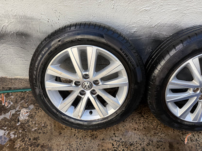 Volkswagen Polo 15” Alloy Wheels with Good Tyres