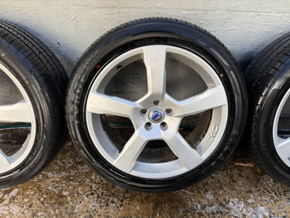 Volvo XC90 20” Alloy Wheels with Very Good Tyres