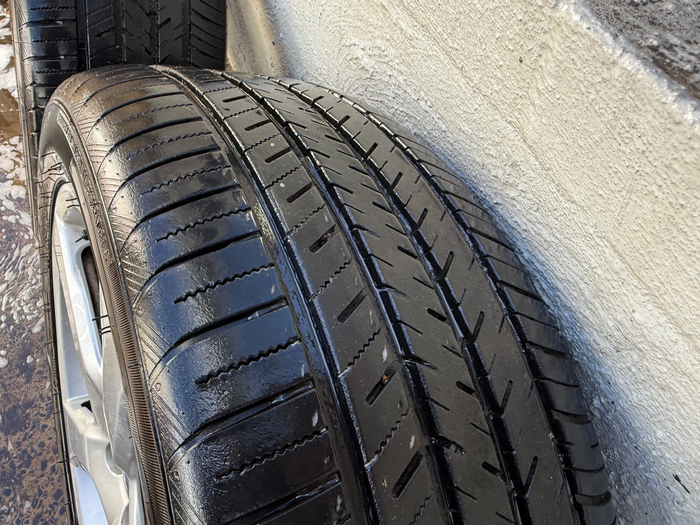 Volvo XC90 20” Alloy Wheels with Very Good Tyres