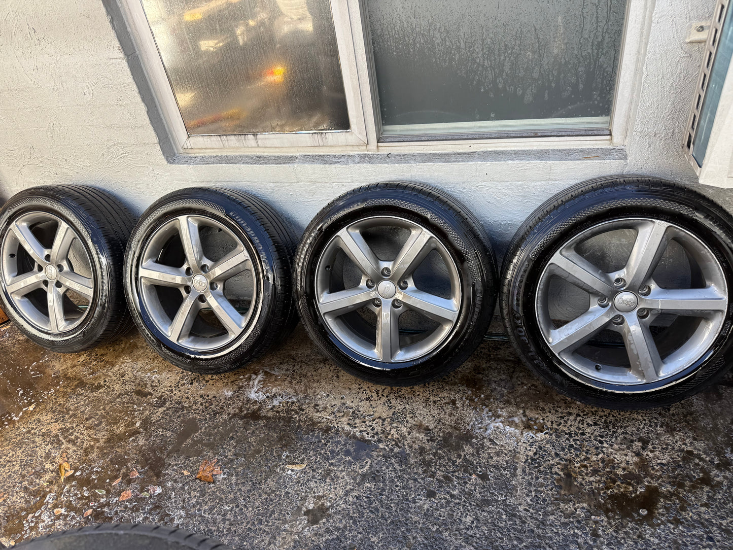 Audi Q7 20” Alloy Wheels with Excellent Tyres