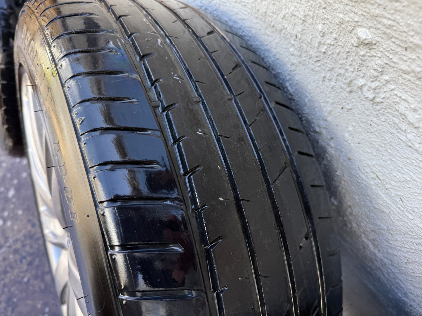 Renault Megane 17” Alloy Wheels with Tyres