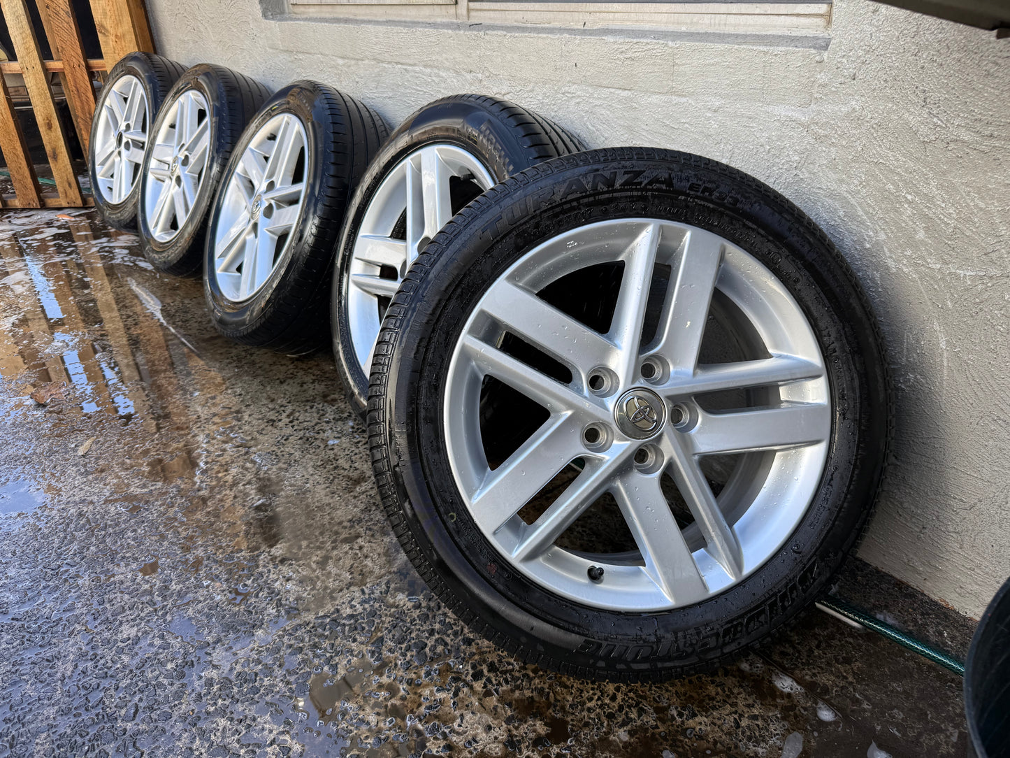 Toyota Camry 17” Alloy Wheels with Very Good Tyres