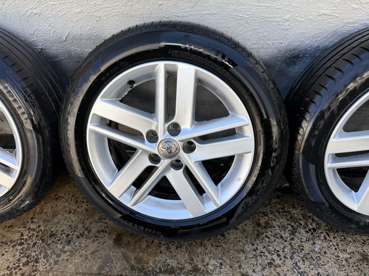 Toyota Camry 17” Alloy Wheels with Very Good Tyres