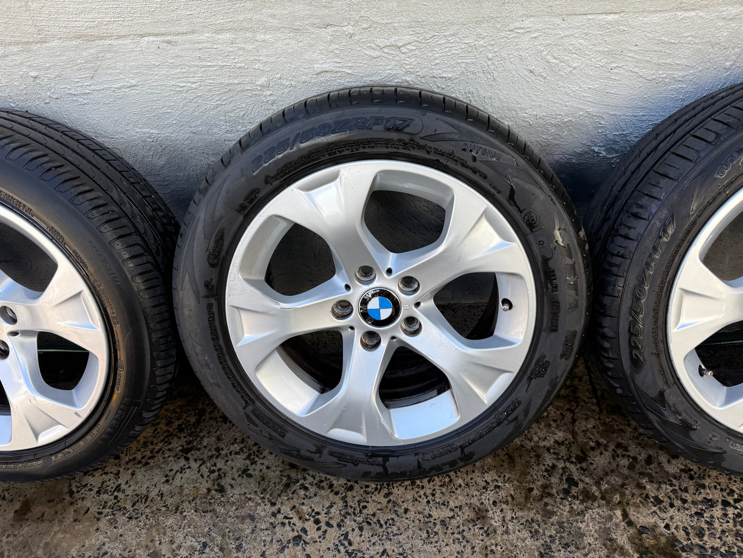 BMW X1 17” Alloy Wheels with Excellent Tyres