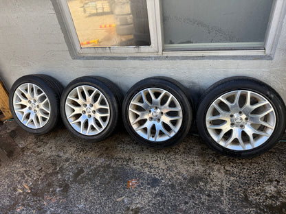 Holden Commodore VE International 18” Alloy Wheels with Good Tyres