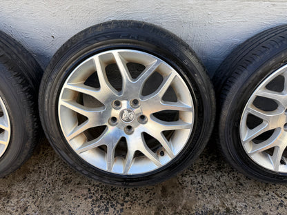 Holden Commodore VE International 18” Alloy Wheels with Good Tyres