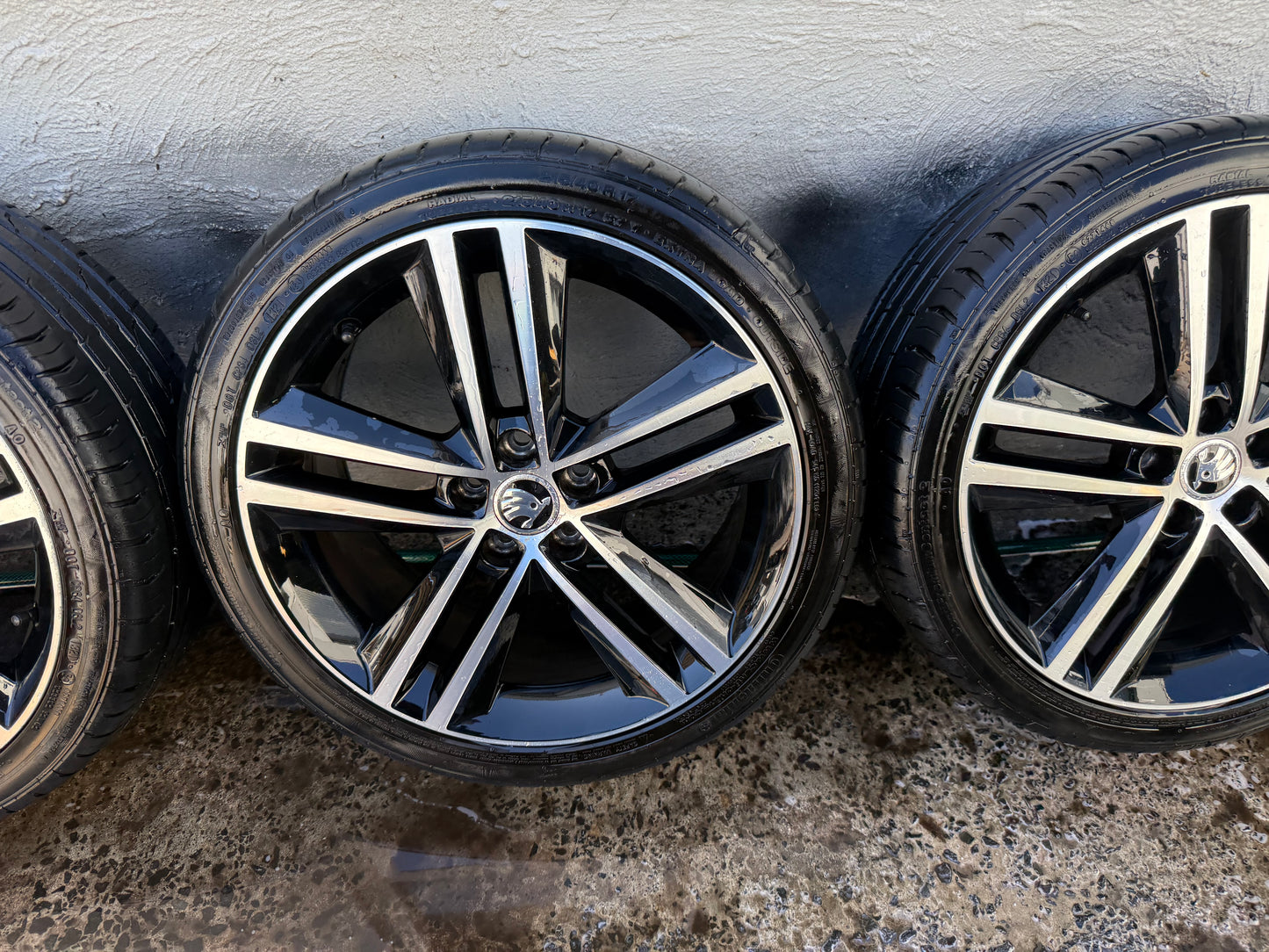 Skoda Fabia/Rapid 17” Alloy Wheels with Good Tyres
