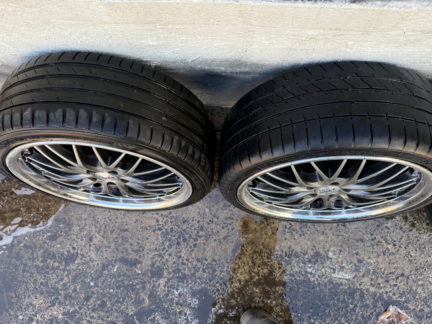 GMAX Sport 18” Alloy Wheels with Good Tyres