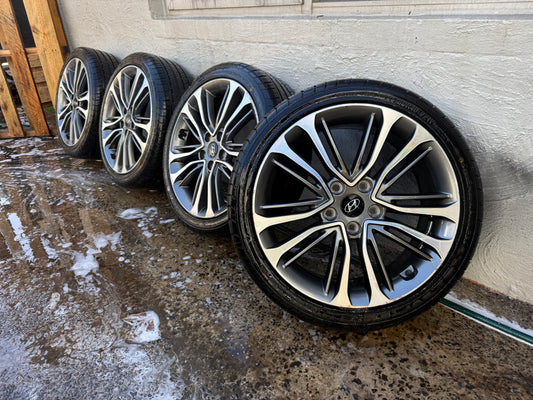 Hyundai Veloster 18” Alloy Wheels with Excellent Tyres