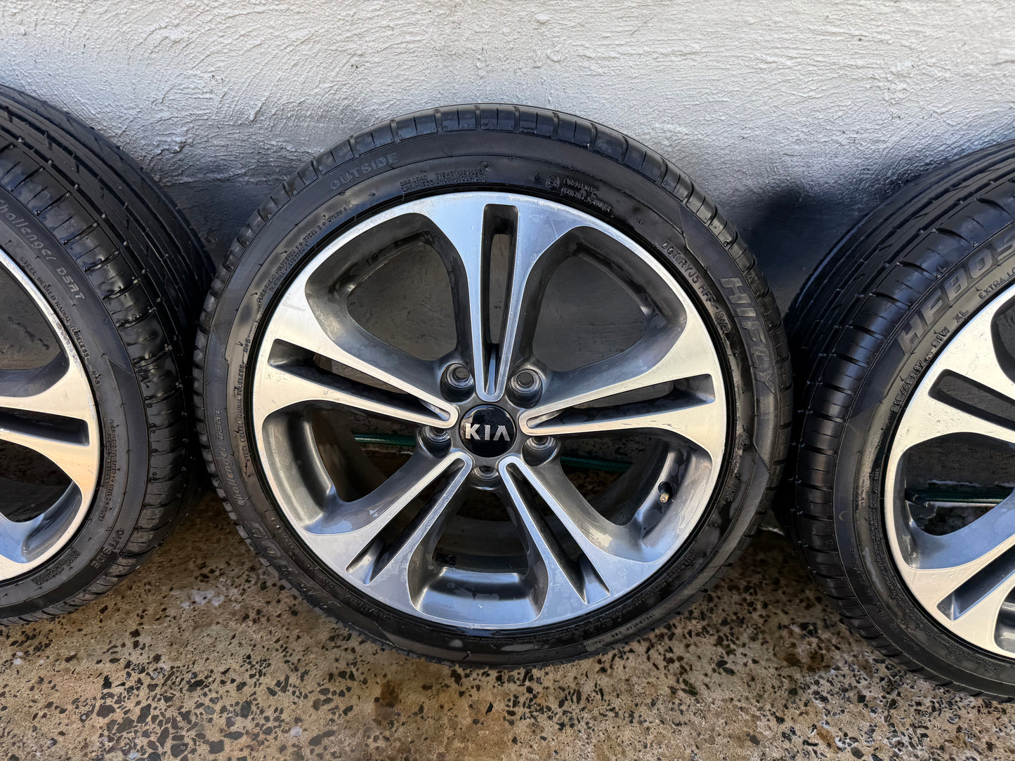 Kia Cerato 17” Alloy Wheels with Good Tyres Set of 5
