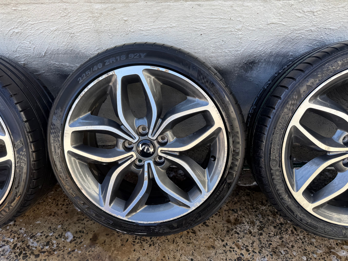 Kia Cerato/Forte 18” Alloy Wheels with Good Tyres Set of 5