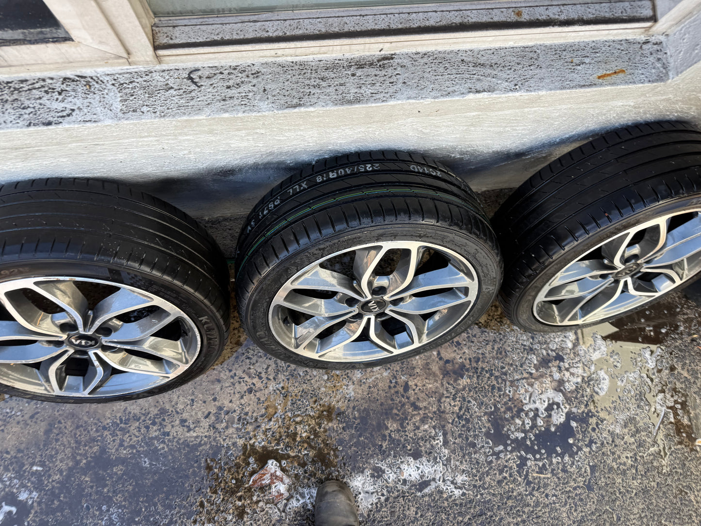 Kia Cerato/Forte 18” Alloy Wheels with Good Tyres Set of 5