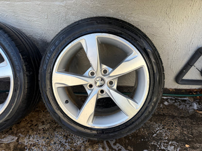 Holden Commodore VE/VF 18” Alloy Wheels with Good Tyres Set of 5