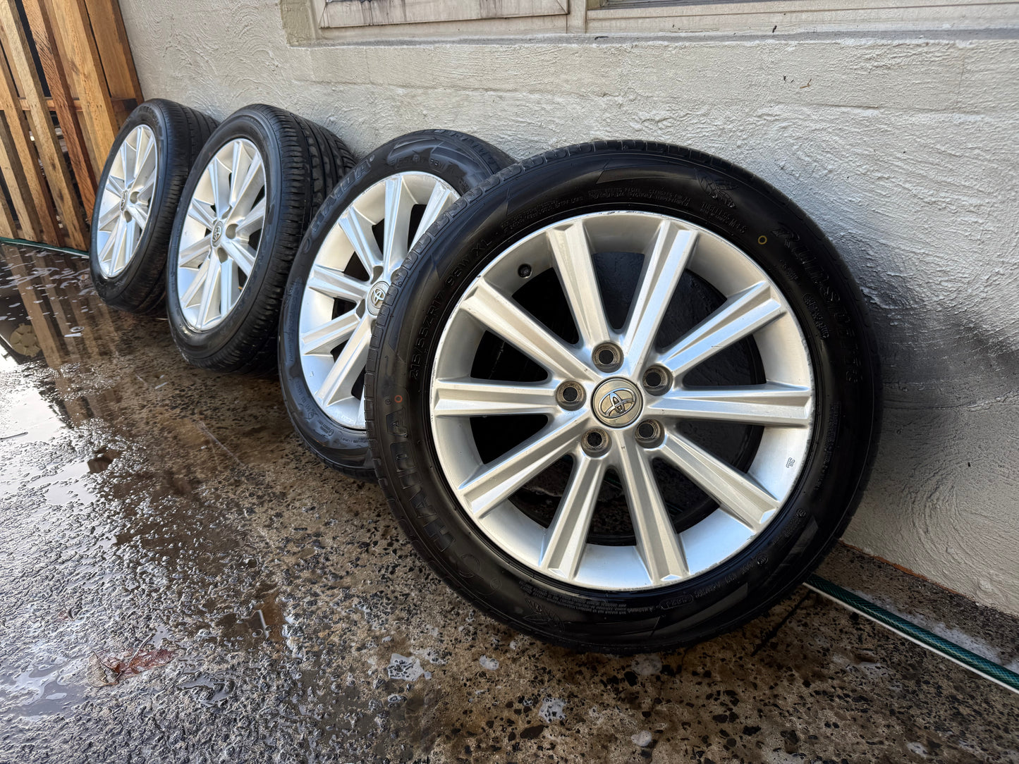 Toyota Camry 17” Alloy Wheels with Good Tyres