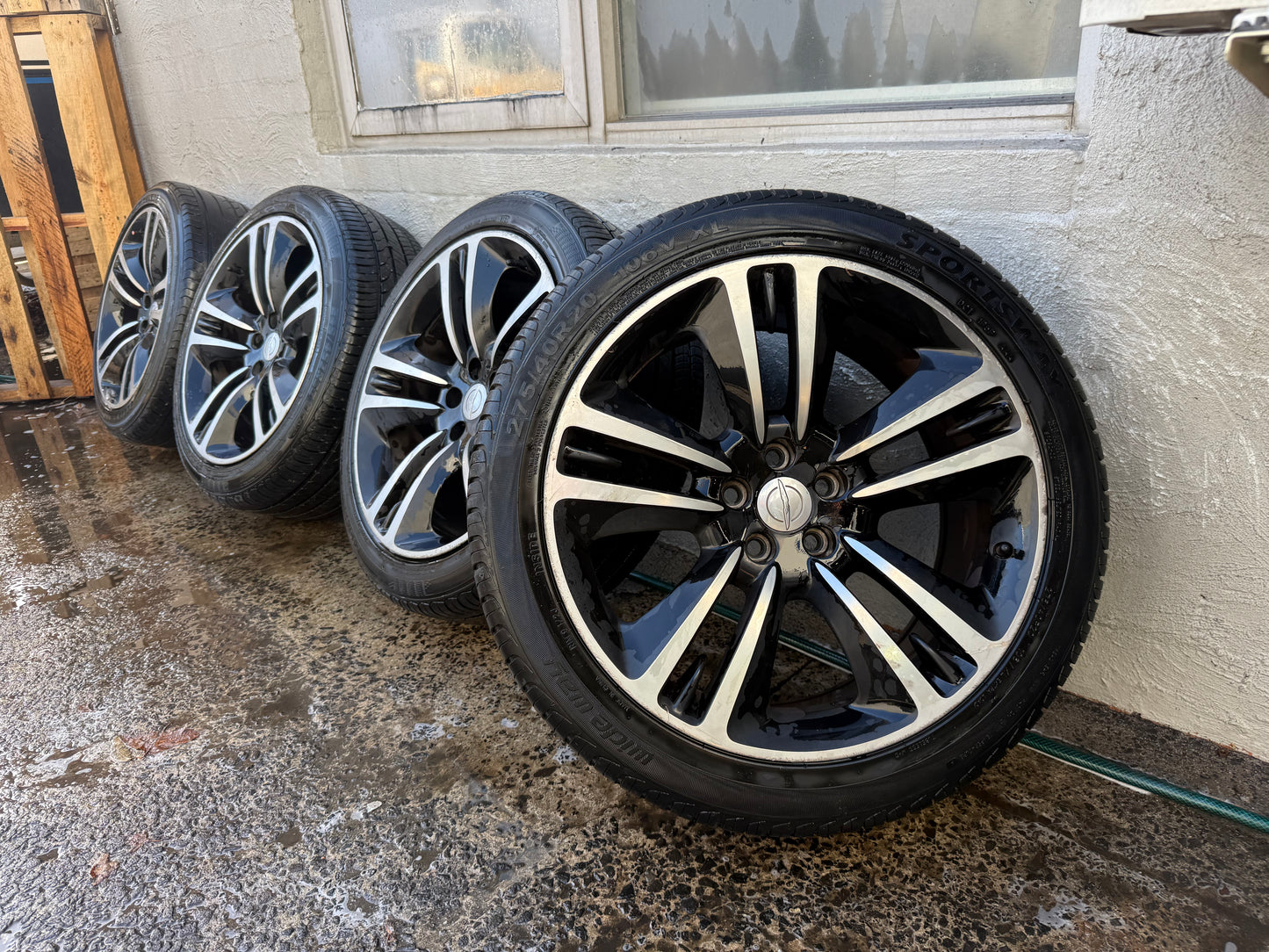 Chrysler 300 20” Alloy Wheels with Tyres