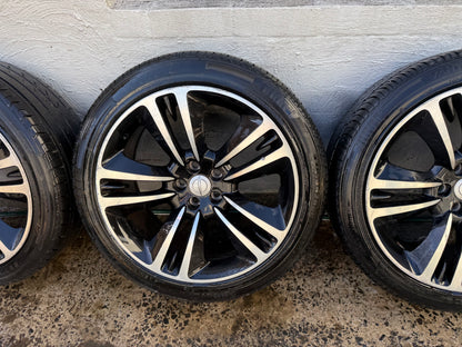 Chrysler 300 20” Alloy Wheels with Tyres