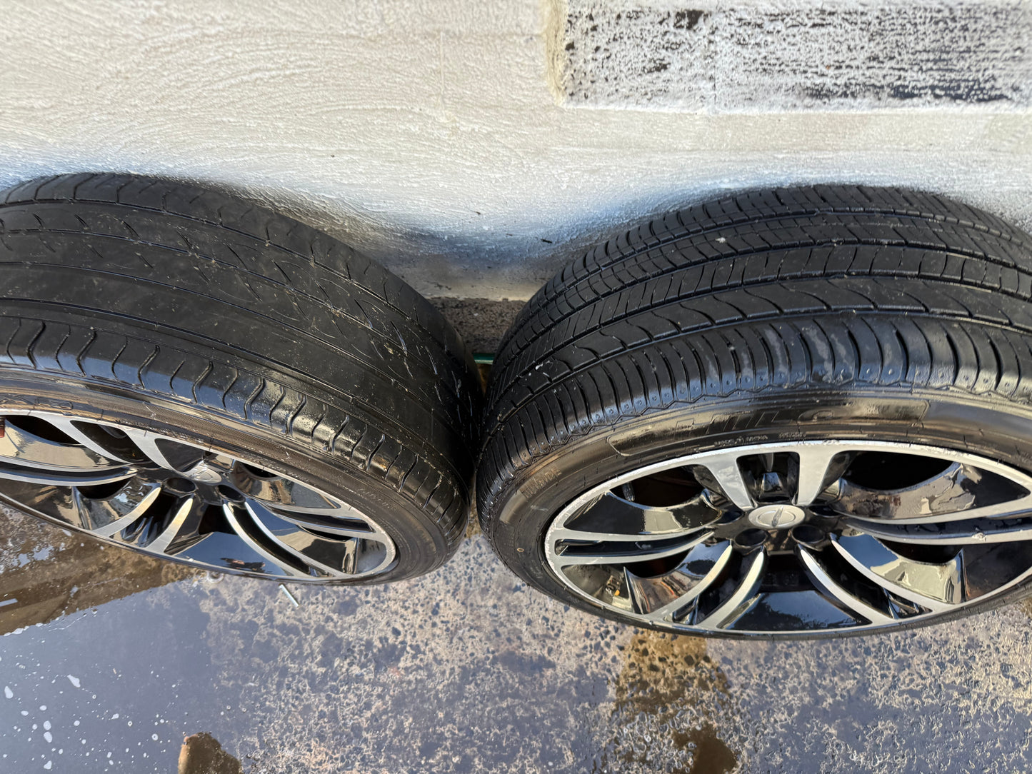 Chrysler 300 20” Alloy Wheels with Tyres