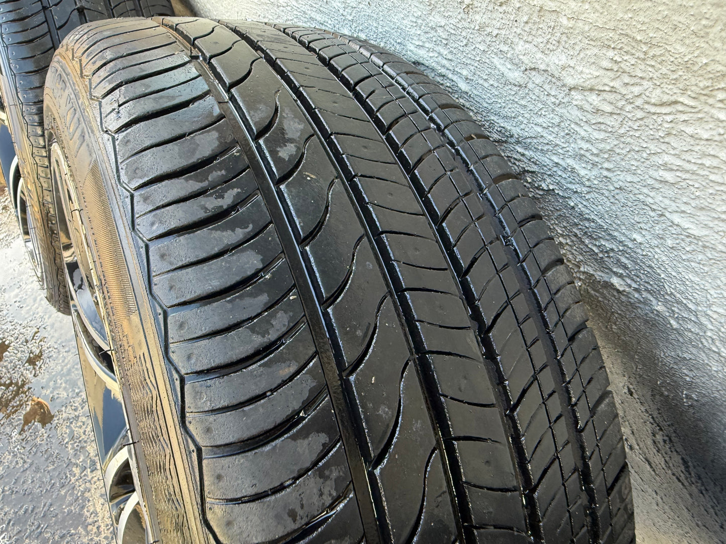 Chrysler 300 20” Alloy Wheels with Tyres