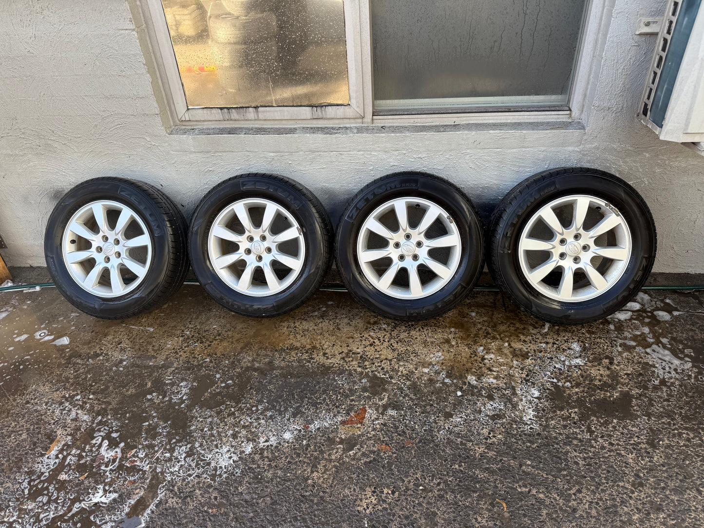 Subaru Forester 16” Alloy Wheels with Good Tyres