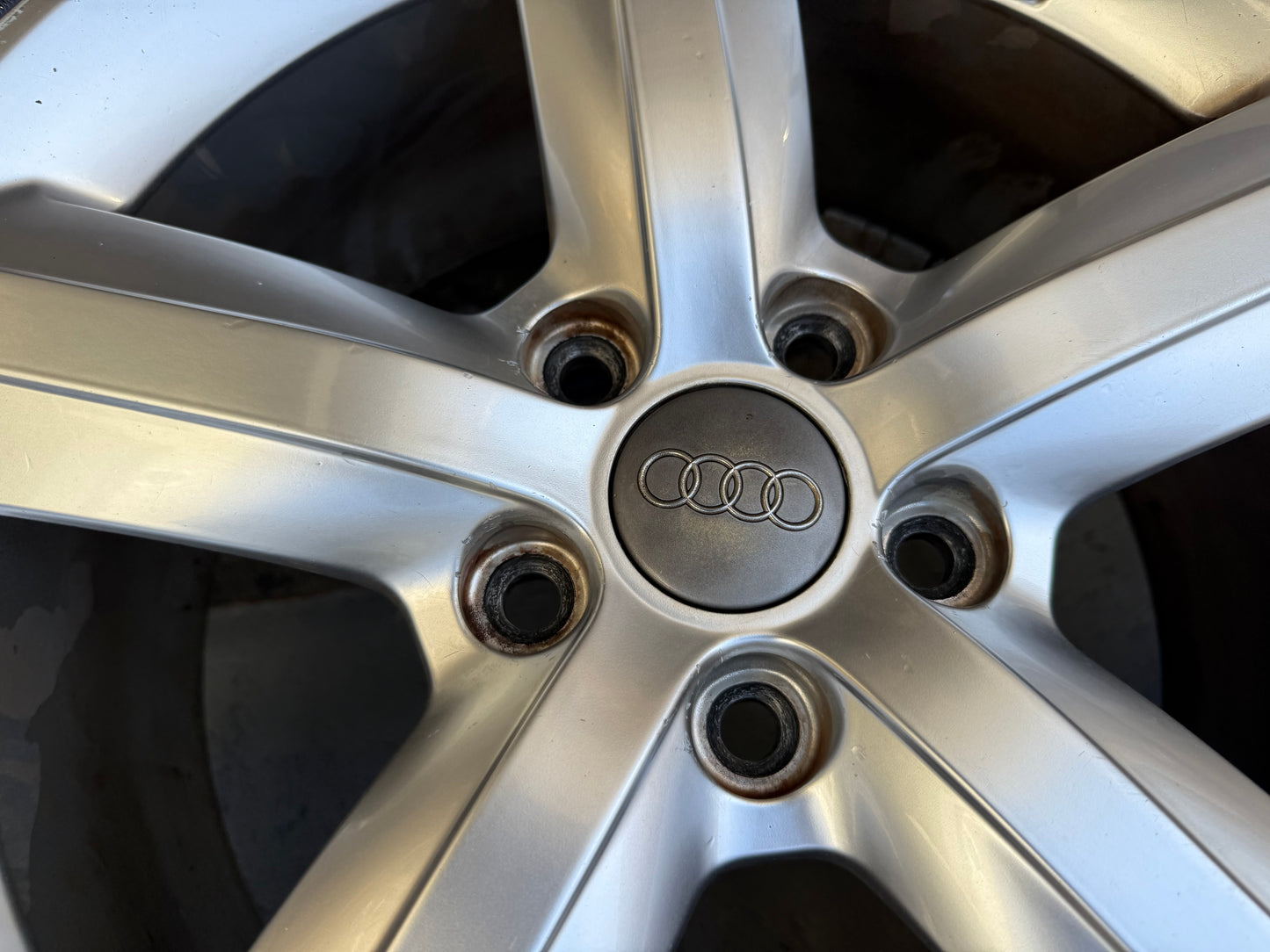 Audi A3 17” Alloy Wheels with Excellent Tyres