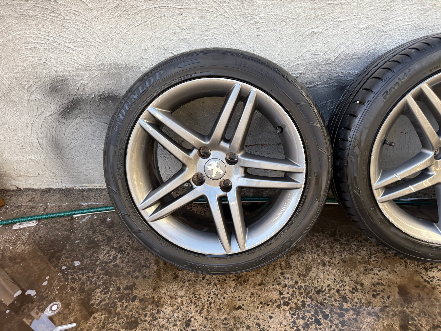 Peugeot 307 17” Alloy Wheels with Good Tyres