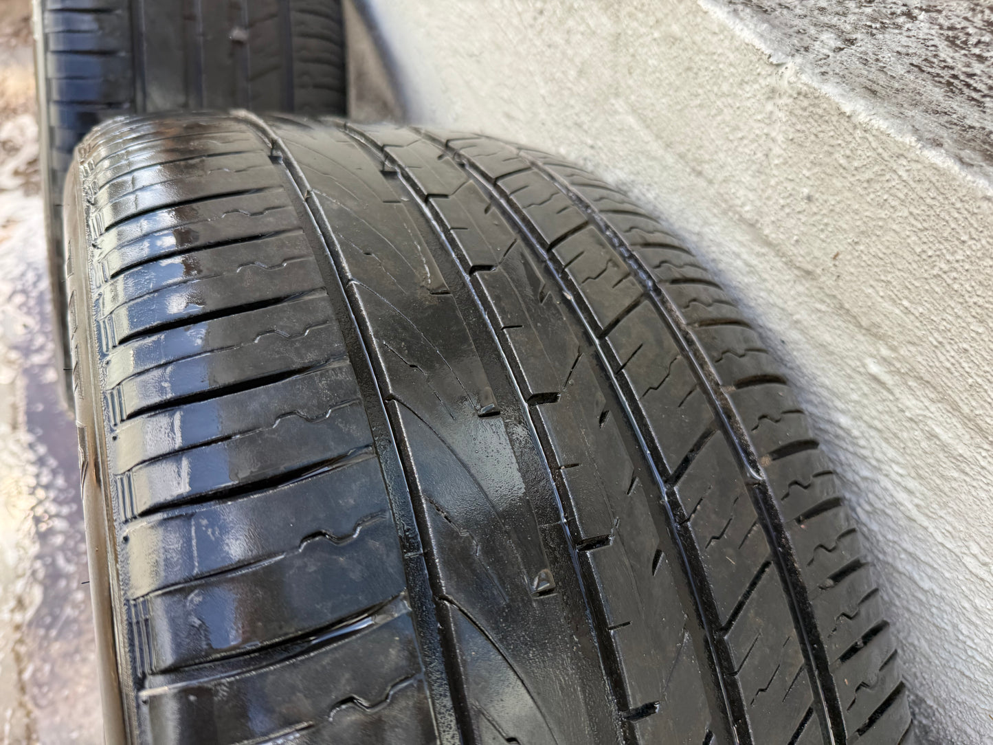 Audi Q7 21 “ Alloy Wheels with Excellent Tyres
