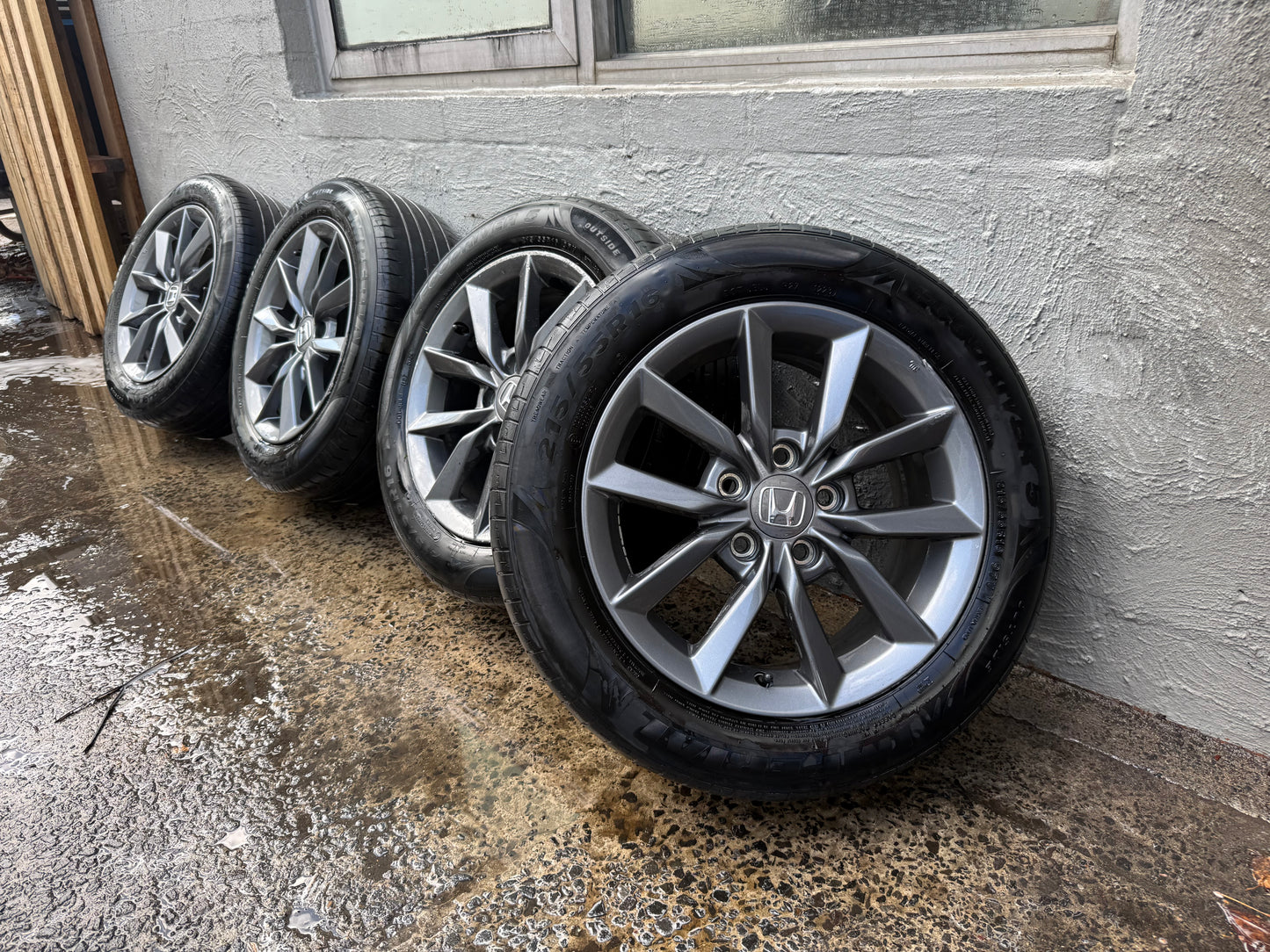Honda Civic/Accord 16" Alloy Wheels with Good Tyres