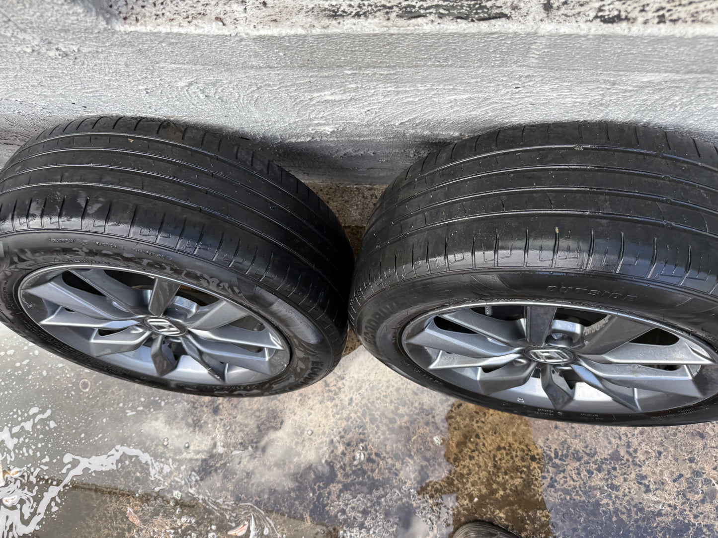 Honda Civic/Accord 16" Alloy Wheels with Good Tyres