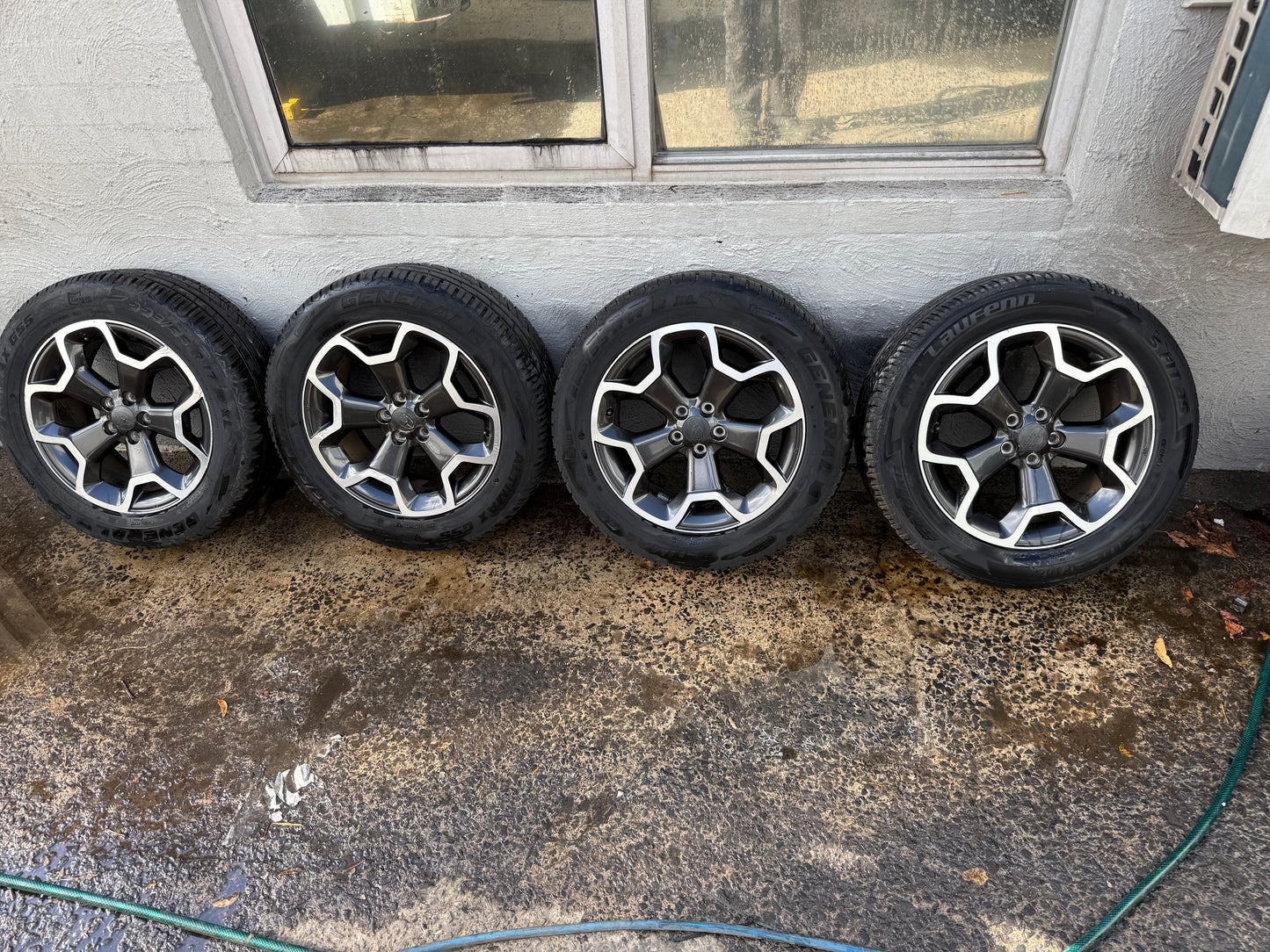 Subaru XV 17” Alloy Wheels with Excellent Tyres
