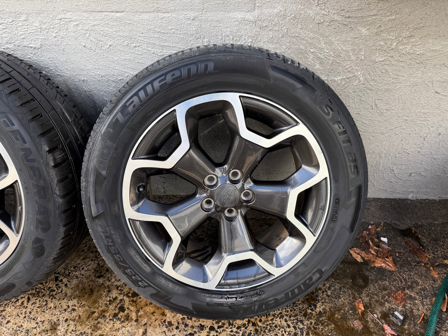 Subaru XV 17” Alloy Wheels with Excellent Tyres