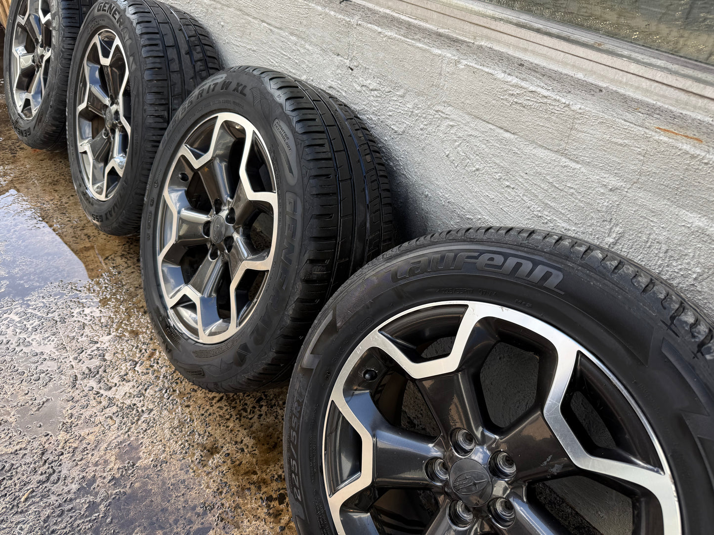 Subaru XV 17” Alloy Wheels with Excellent Tyres