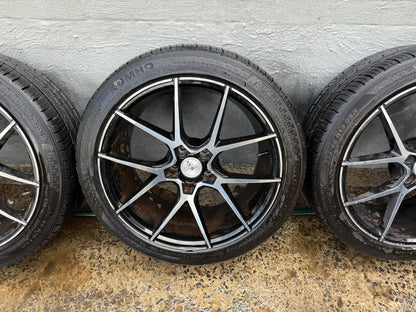 Savini Black 19” Alloy Wheels with Excellent Tyres