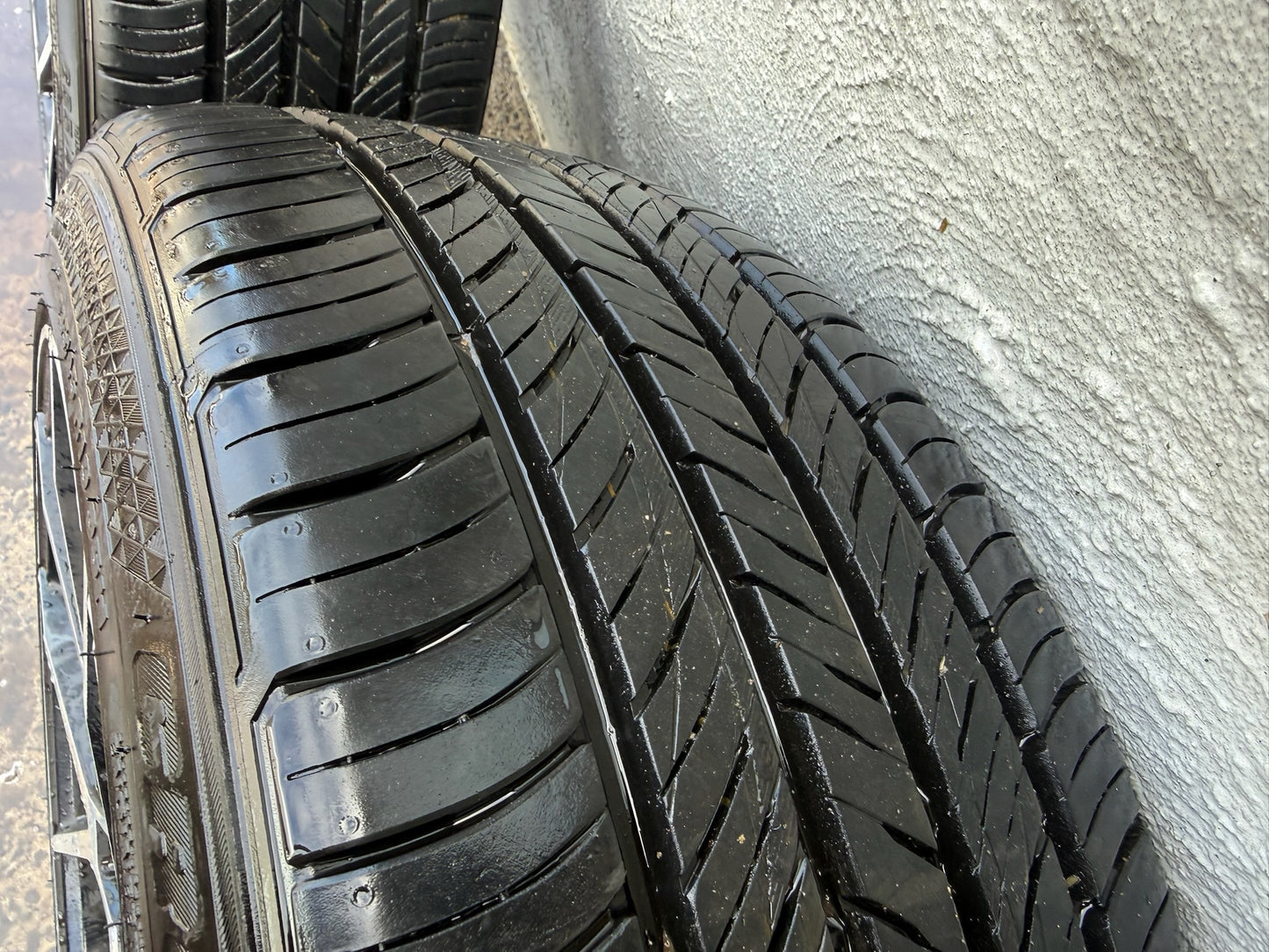 Savini Black 19” Alloy Wheels with Excellent Tyres