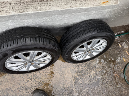 Volkswagen Golf 15” Alloy Wheels with Very Good Tyres
