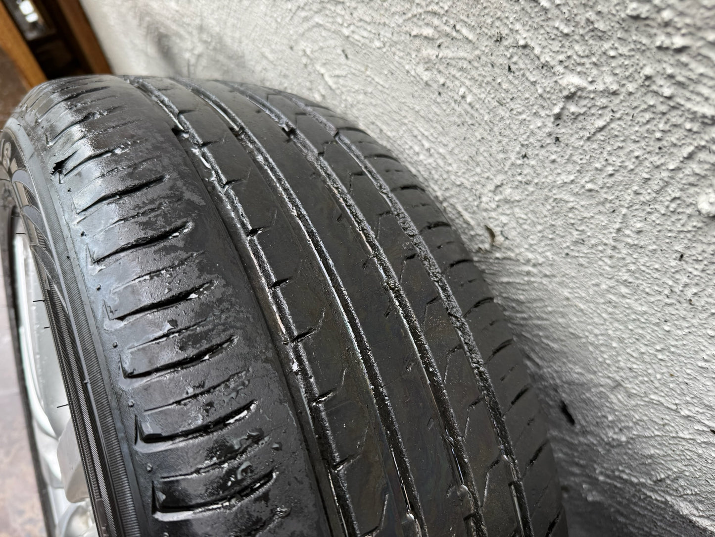 Peugeot 308 16” Alloy Wheels with Good Tyres