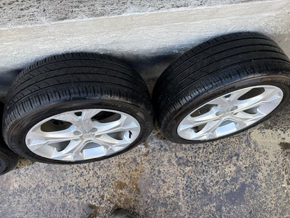 Holden Astra 17” Alloy Wheels with Excellent Tyres