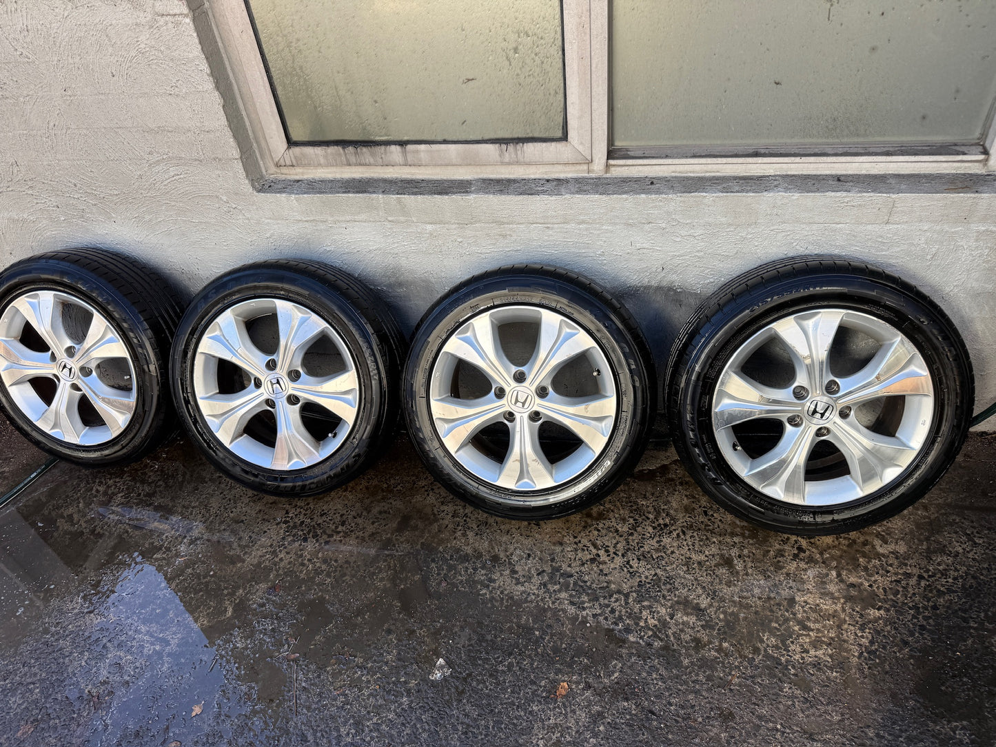 Honda Accord 17” Alloy Wheels with Good Tyres