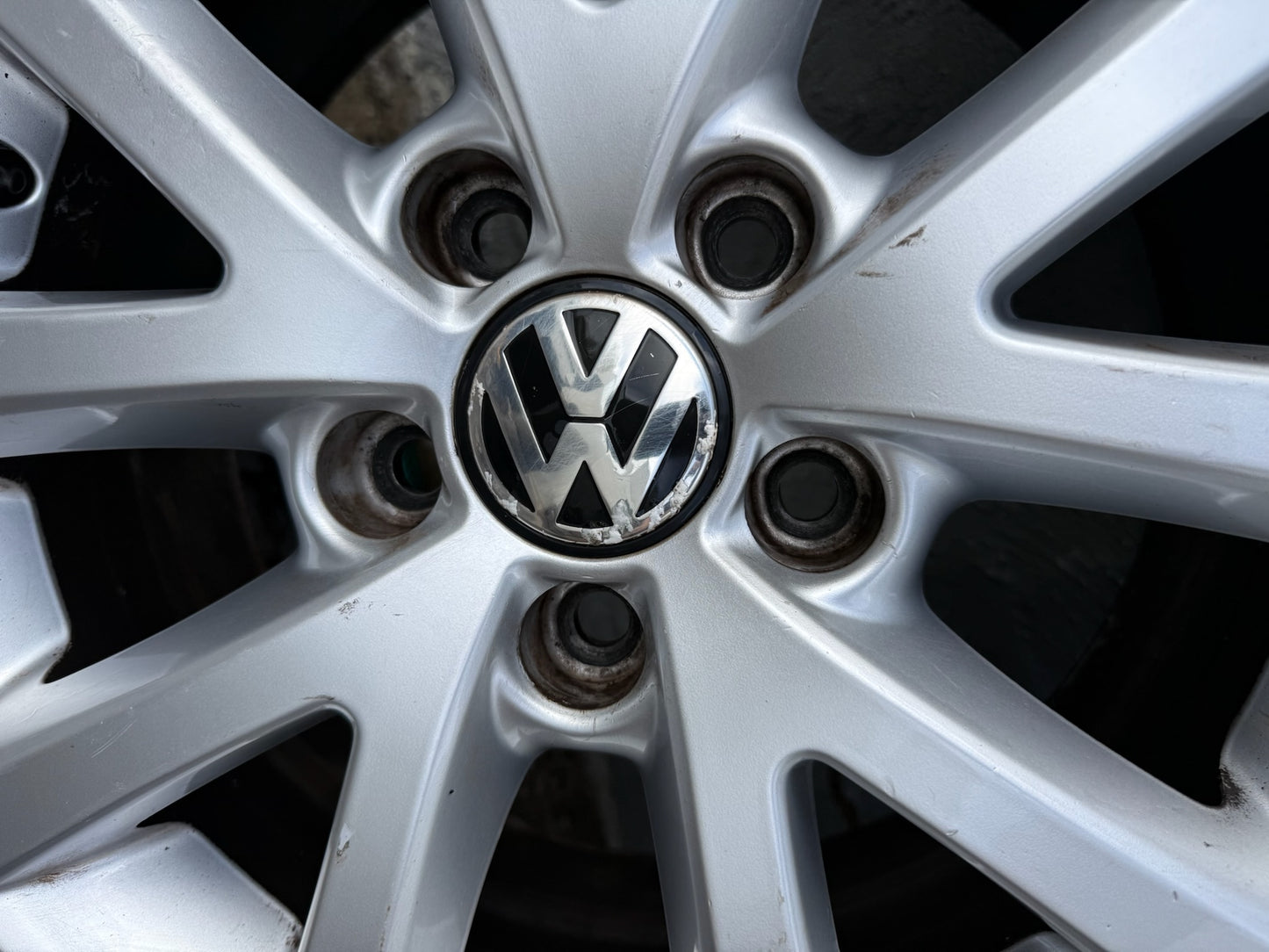 Volkswagen Golf/Jetta 16” Alloy Wheels with Good Tyres