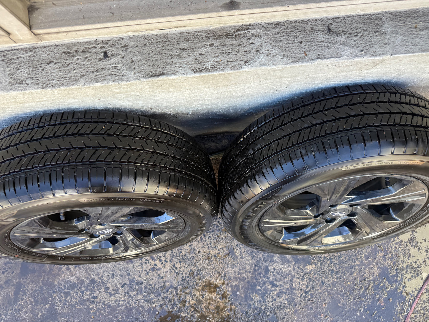 Subaru XV Crosstrek 17” Alloy Wheels with Like New Tyres