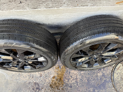 Kia Carnival 19” Alloy Wheels with Excellent Tyres