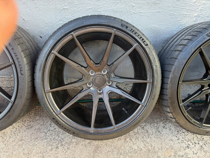 Mars Performance Staggered 19” Alloy Wheels with Michelin PS4 Tyres