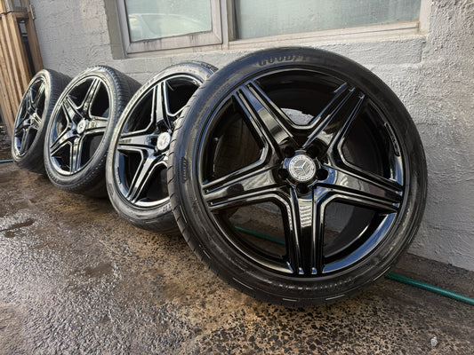 Mercedes Benz ML550 ML63 AMG Black 21” Alloy Wheels with Excellent Tyres