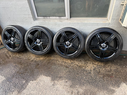 Mercedes Benz ML550 ML63 AMG Black 21” Alloy Wheels with Excellent Tyres