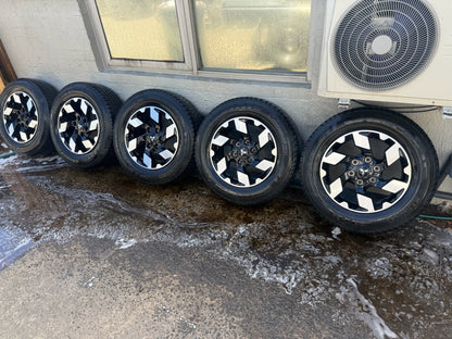 Mitsubishi Triton/Pajero 17” Alloy Wheels with Excellent Tyres