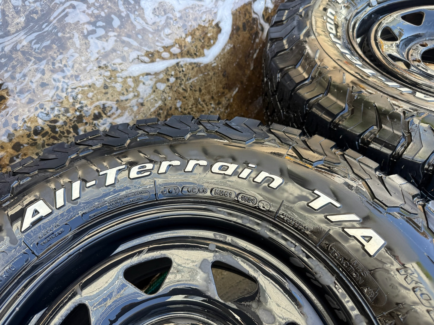 BF Goodrich 32” KO2 A/T Tyres On 6 Stud Steel Rims